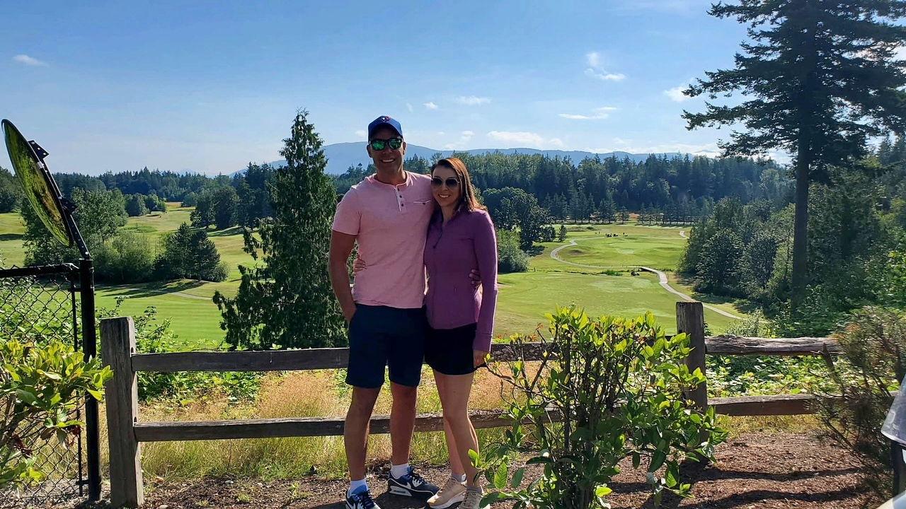 The Wedding Website of Lisa Lynch and Chris Colson