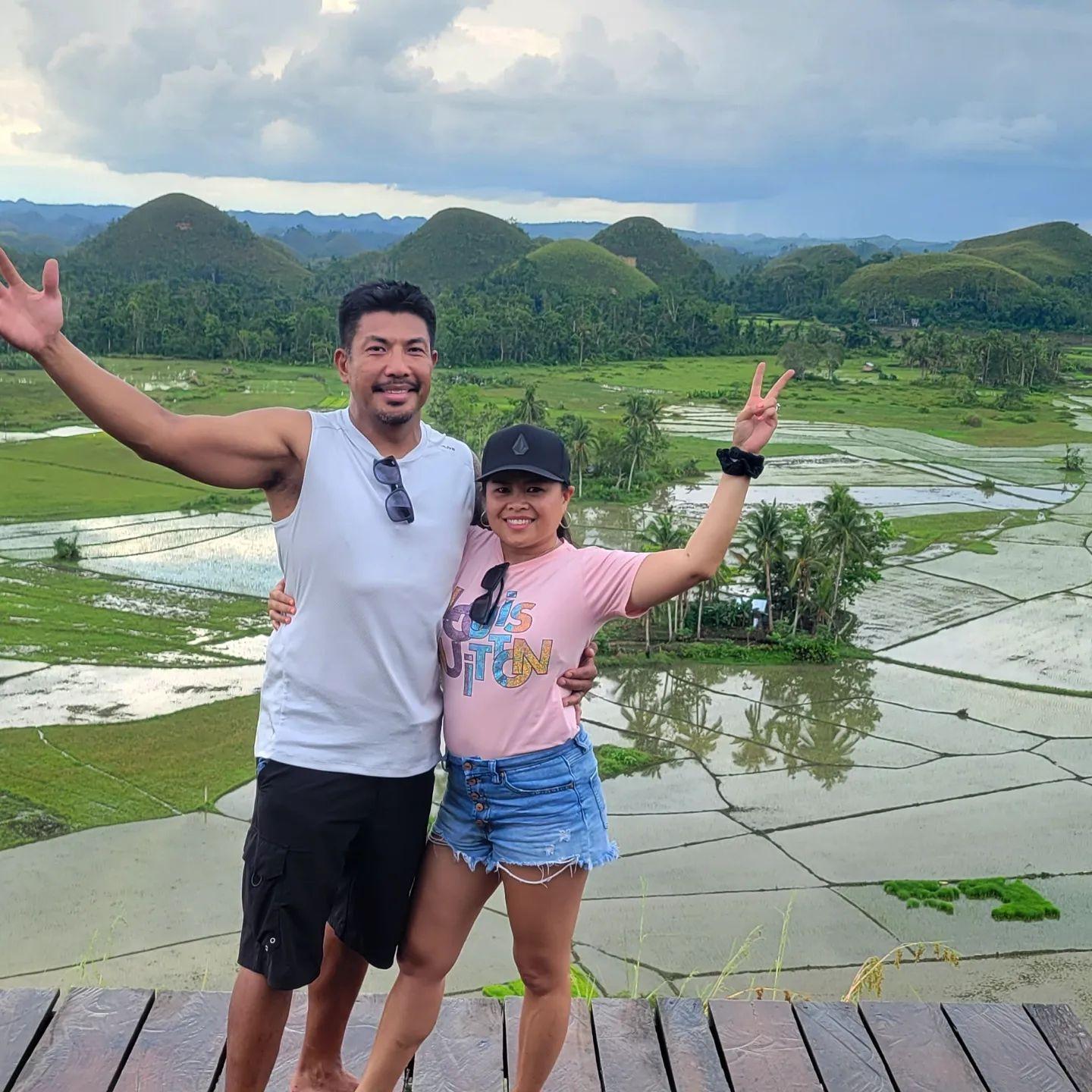 Beautiful Chocolate Hills in Bohol, Philippines!