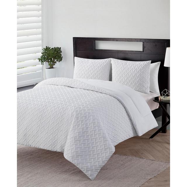 Nina 3-Piece Full/Queen Embossed Quilt Set