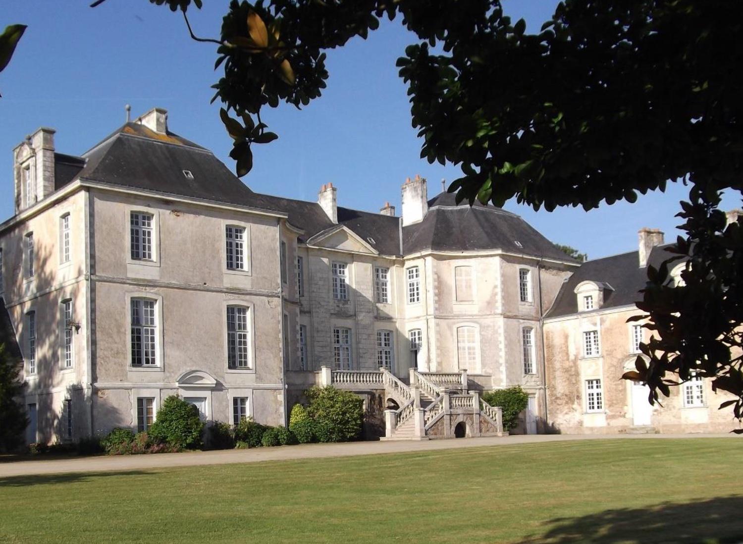 The Wedding Website of Annaliese Snodgrass and Louis-Victor Kuhn