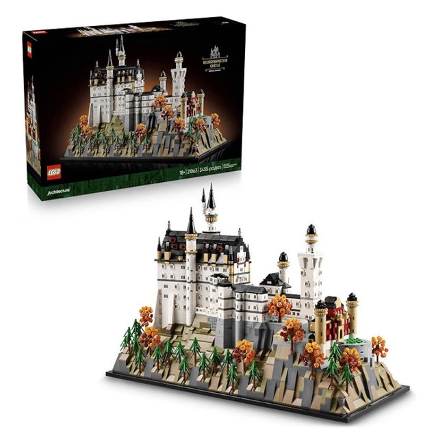 LEGO Neuschwanstein Castle (a honeymoon stop 😊)