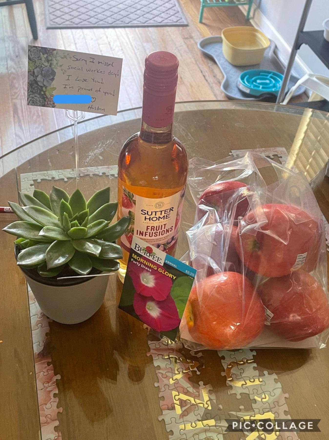 How sweet of the future HusBEN to get me a gift for social workers day. 🥰
