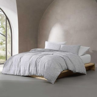 Umbra Floral Cotton Jacquard 3-Piece Comforter Set