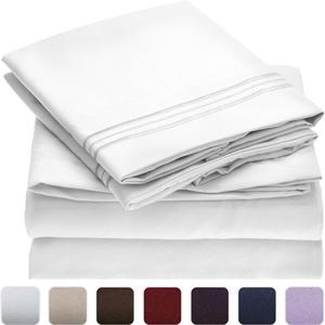 Mellanni Bed Sheet Set - Brushed Microfiber 1800 Bedding - Wrinkle, Fade, Stain Resistant - Hypoallergenic - 4 Piece (King, White)