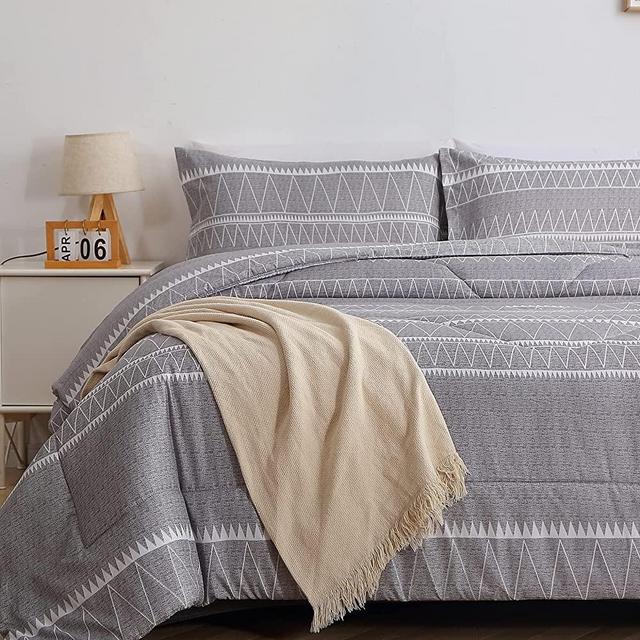 Andency Grey Comforter King (104x90 Inch), 3 Pieces (1 Boho Geometric Striped Comforter+2 Pillowcases), Microfiber Gray Bohemian Down Alternative Comforter Set