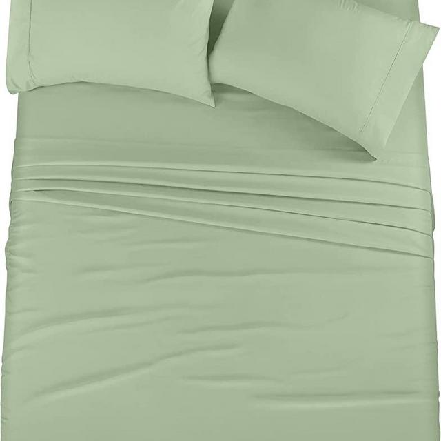 Utopia Bedding Twin Fitted Sheets - Bulk Pack of 6 Bottom Sheets - Soft  Brushed Microfiber - Deep Pockets - Shrinkage & Fade Resistant - Easy Care