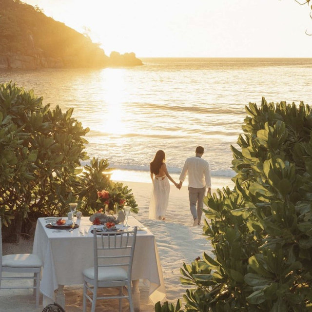 Honeymoon Private Sunset Dinner