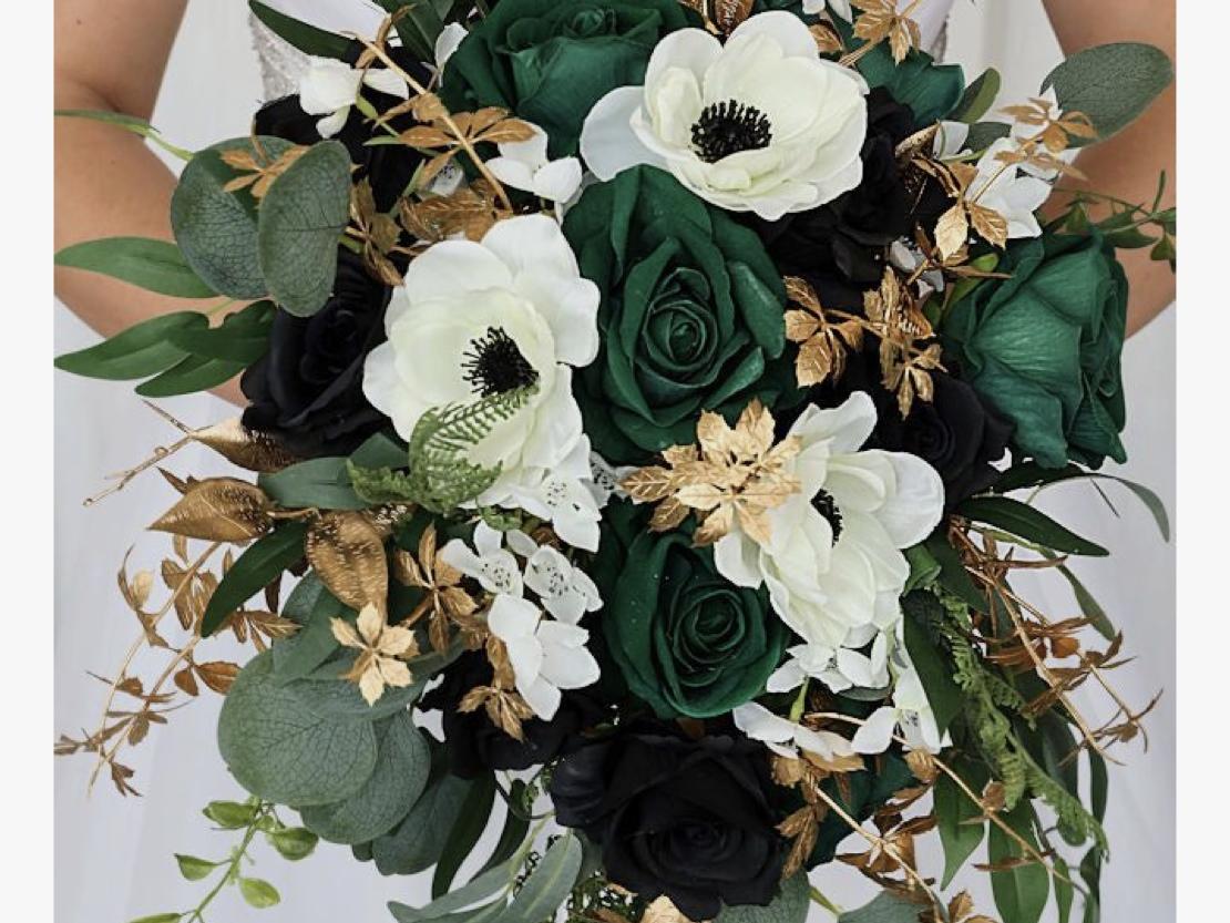 The Wedding Website of Stephanie Murphy and Dalon Hansen