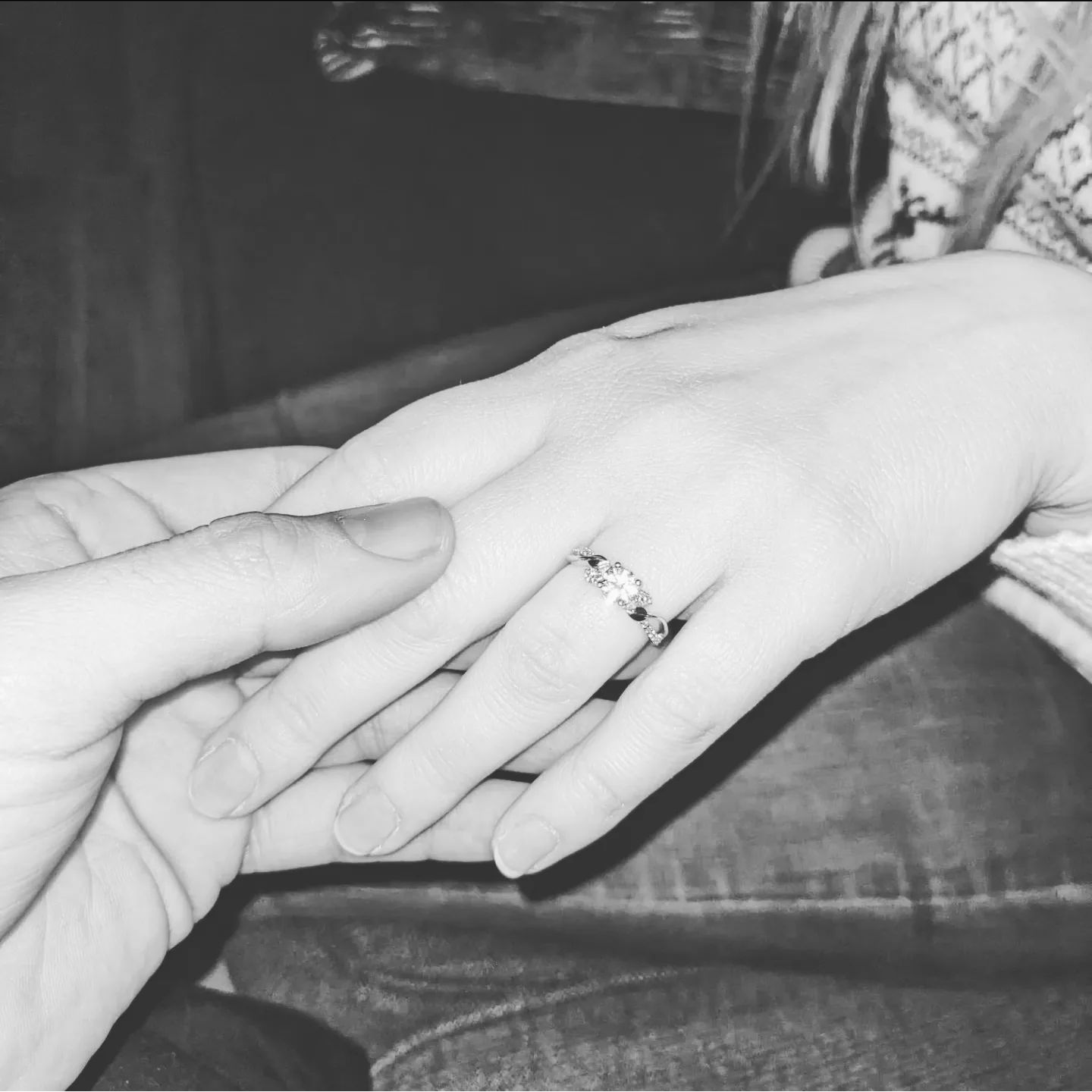It's a perfect fit! - ¡Es un ajuste perfecto!