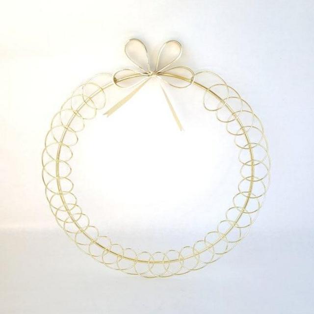 Vintage Gold Christmas Card Holder Wreath