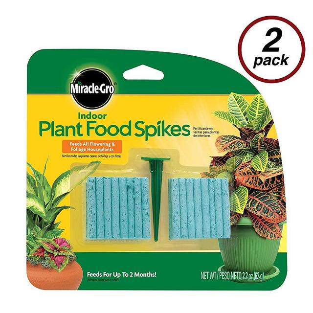 Miracle-Gro Indoor Plant Food Spikes, Includes 48 Spikes - Continuous Feeding for all Flowering and Foliage Houseplants - NPK 6-12-6 (2 Pack)