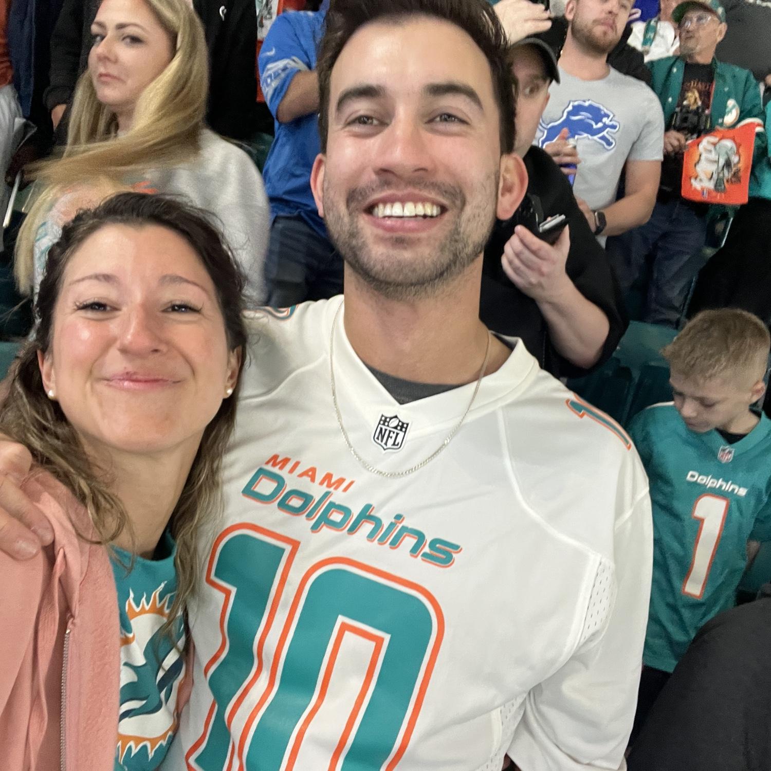 Roadtrip finally ended in Miami (Jan 2024) and we went straight to the Dolphins playoff game against the Bills with Sonja and Cam