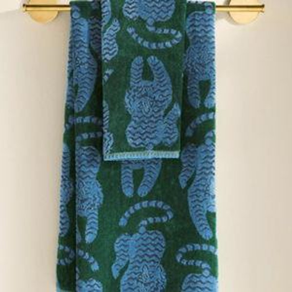 Isa Tiger Cotton Hand Towels - Green