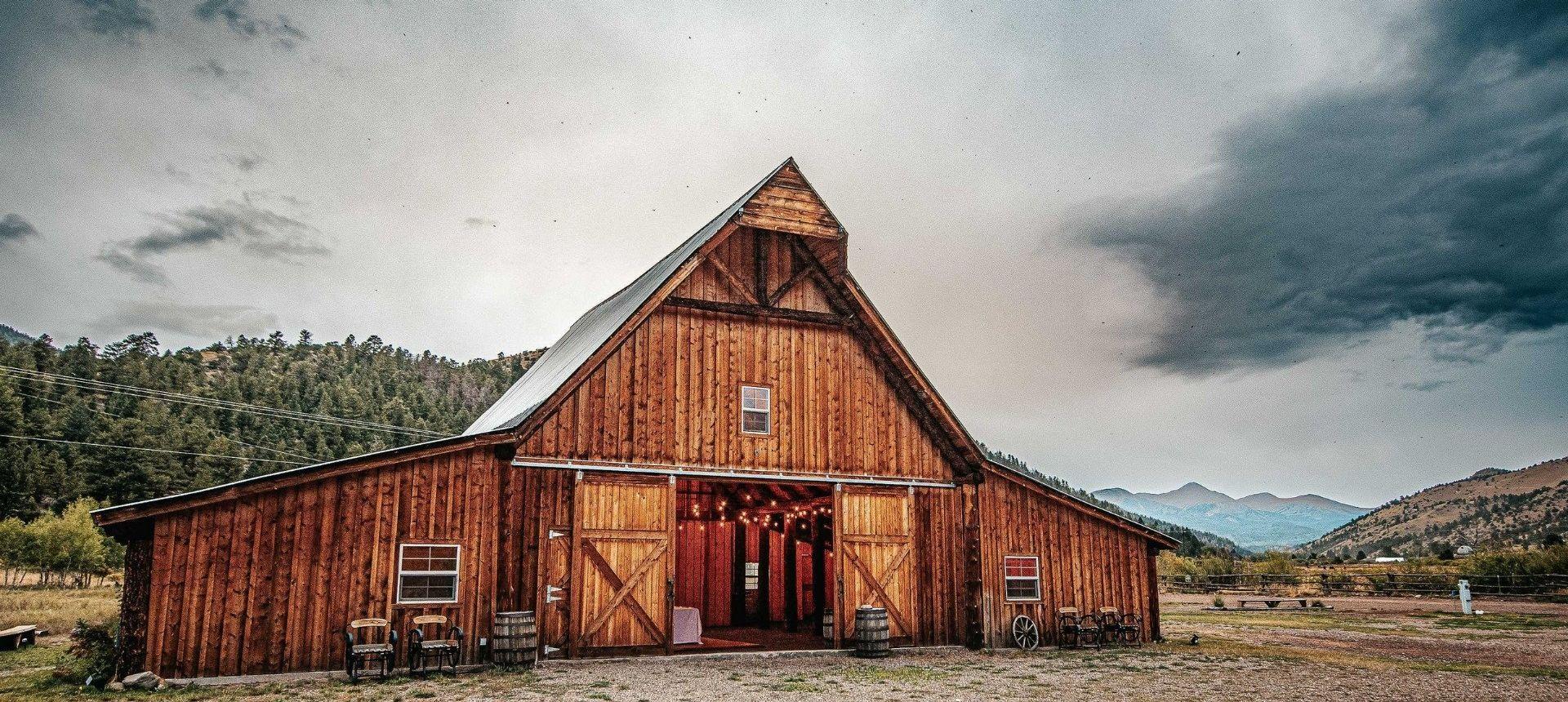 The Wedding Website of Sarah Mientka and Josh Bierdz