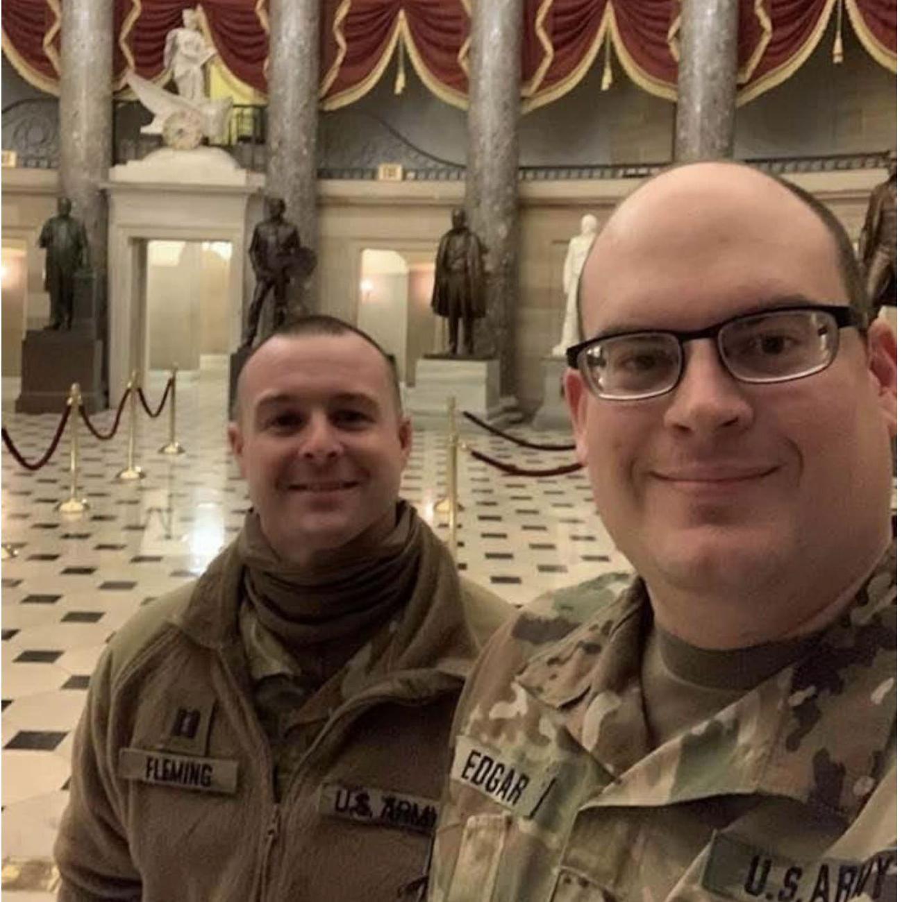 This picture was on Jeff's online profile. Did Caryn fall in love with just Jeff or was it Dan too? Either way, we do love our "Dan Man/Danny Boy/Best Man"!