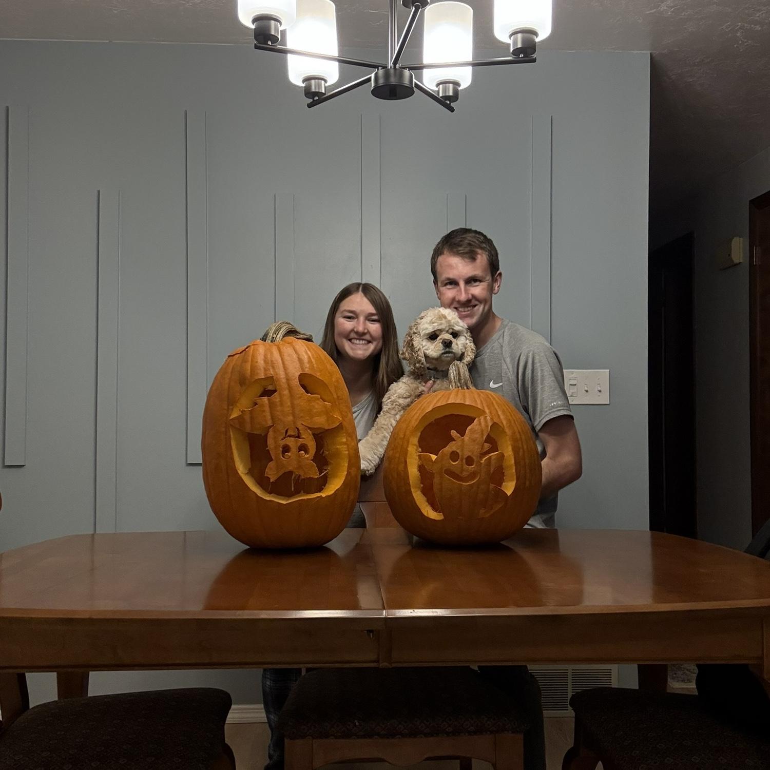 Carving pumpkins🎃