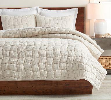 Cloud Linen Handcrafted Quilt (King)