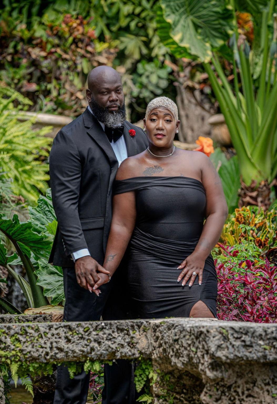 The Wedding Website of Zenobiah Smith and Amiliano Bell