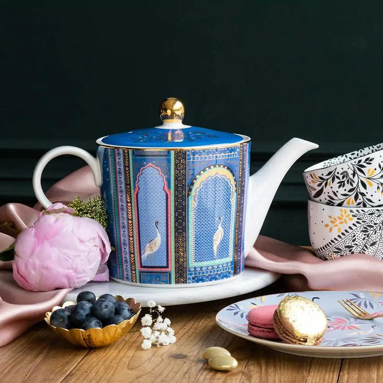 ☆Valeriano☆ Teapot 59preamp Portmeirion, Sara Miller India Teapot | Zola