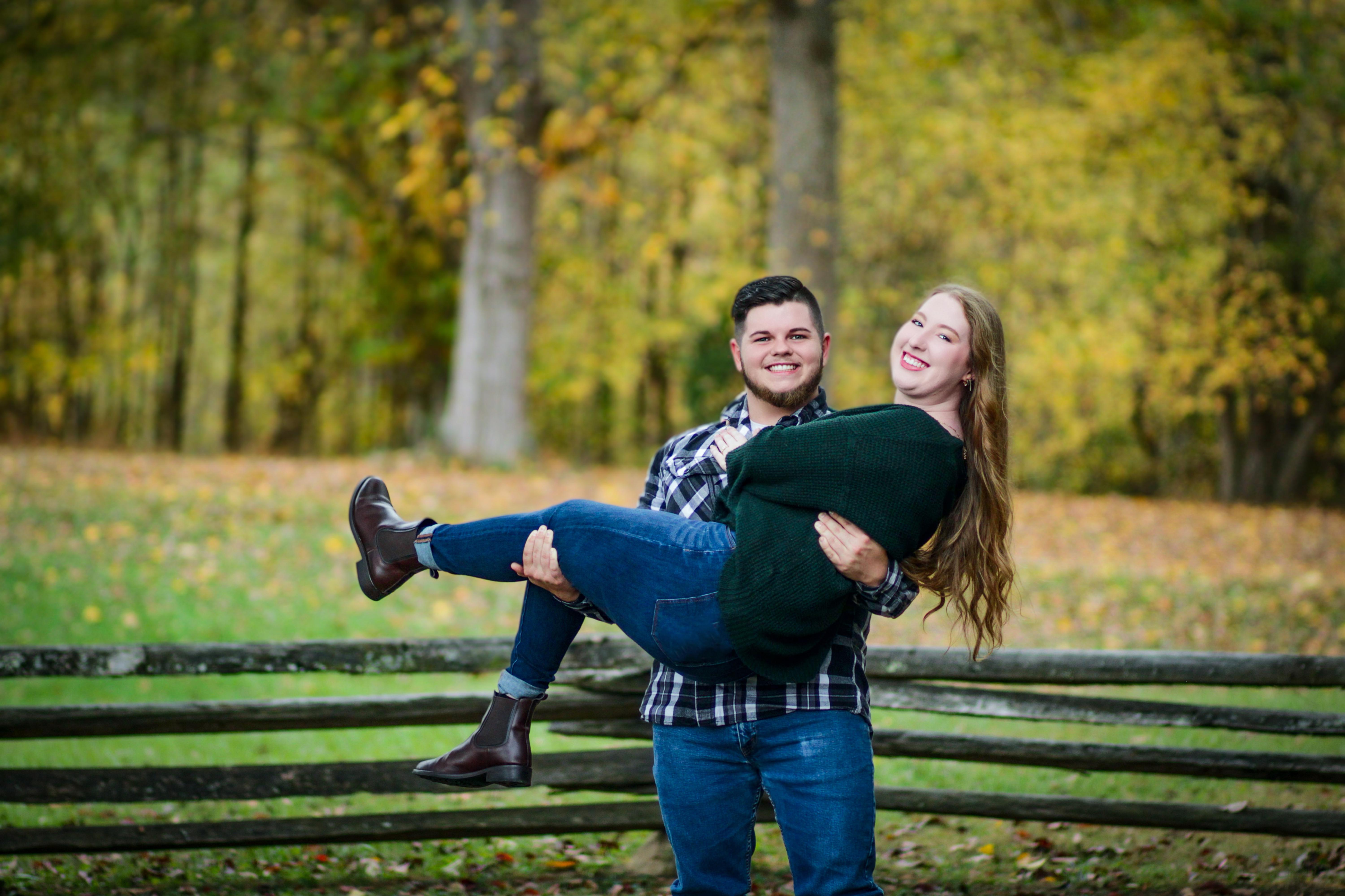 The Wedding Website of Kelly Starliper and Hunter McQuain