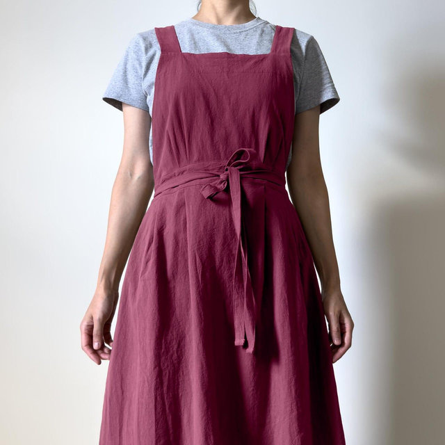 Cross back apron with pockets: Japanese pinafore, Washed cotton, Dark olive beige, Mulberry red