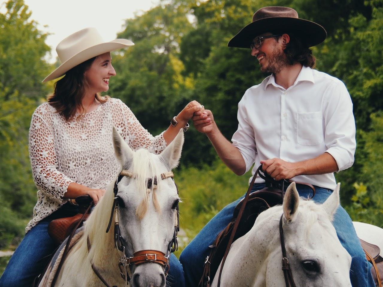 The Wedding Website of Elizabeth Hynum and Devyn Henault