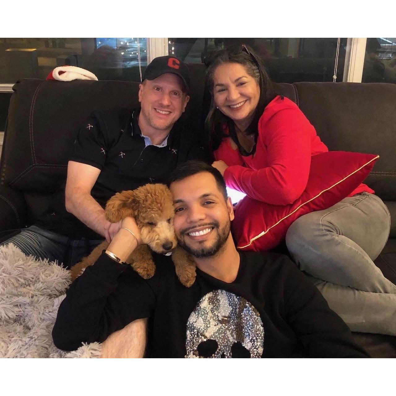 Mom, Pedro, Jon and Diego visiting together during New Year 2020