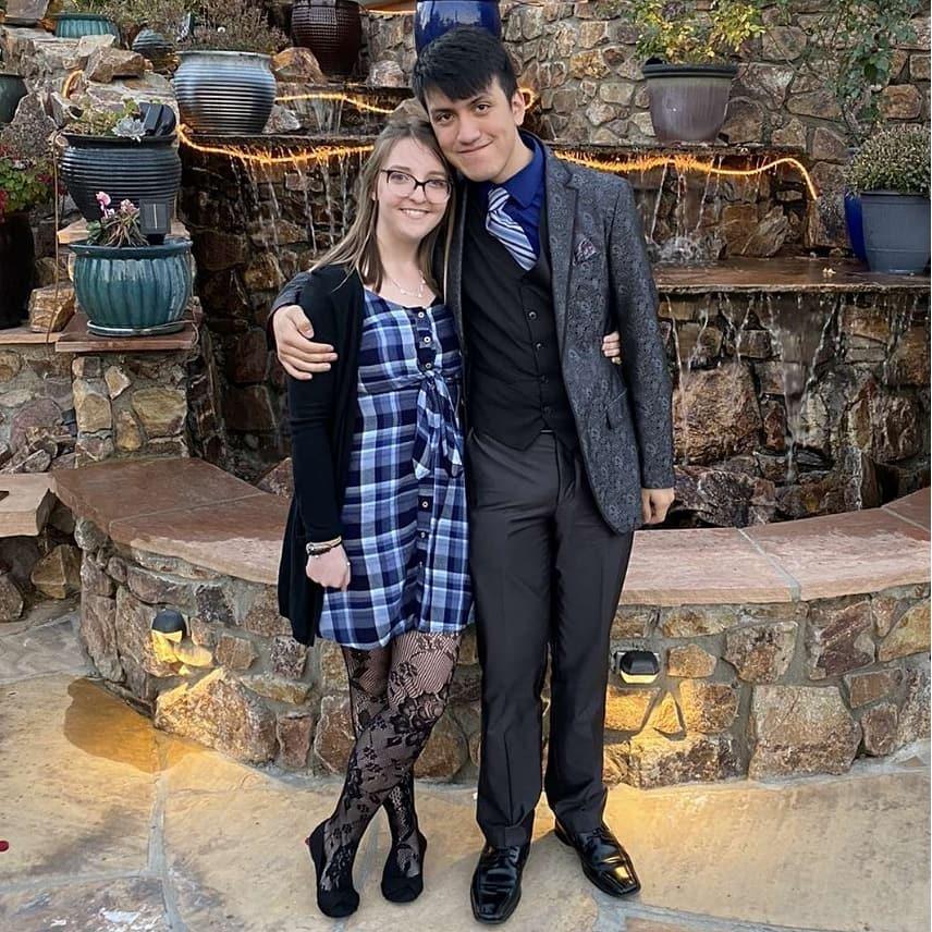 My first time meeting Dominic's family was when we attended Dominic's cousin Lizette's and Justin's wedding! (Jan. 2020)