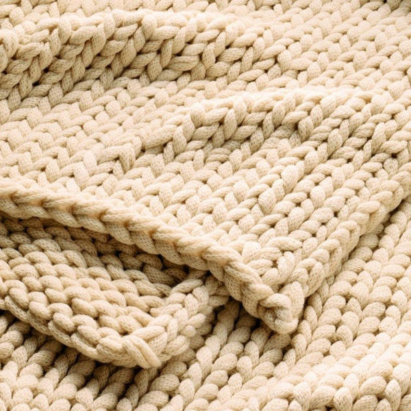 50"x70" Oversized Solid Bed Throw - Casaluna™