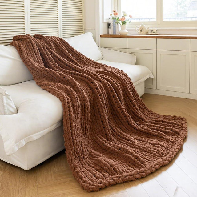Larexius Chunky Knit Blanket - Luxury Soft Cozy 40 * 50 Throw Blanket,100% Woven Blanket Rope Knot Throw Blanket for Couch, Sofa, Home Decor, Gift - Machine Washable (Reddish-Brown, 40 * 50)