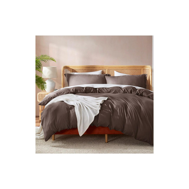 Nestl Soft Double Brushed Duvet Cover Set, 3 Piece King Size Duvet Cover with Button Closure - Chocolate Brown