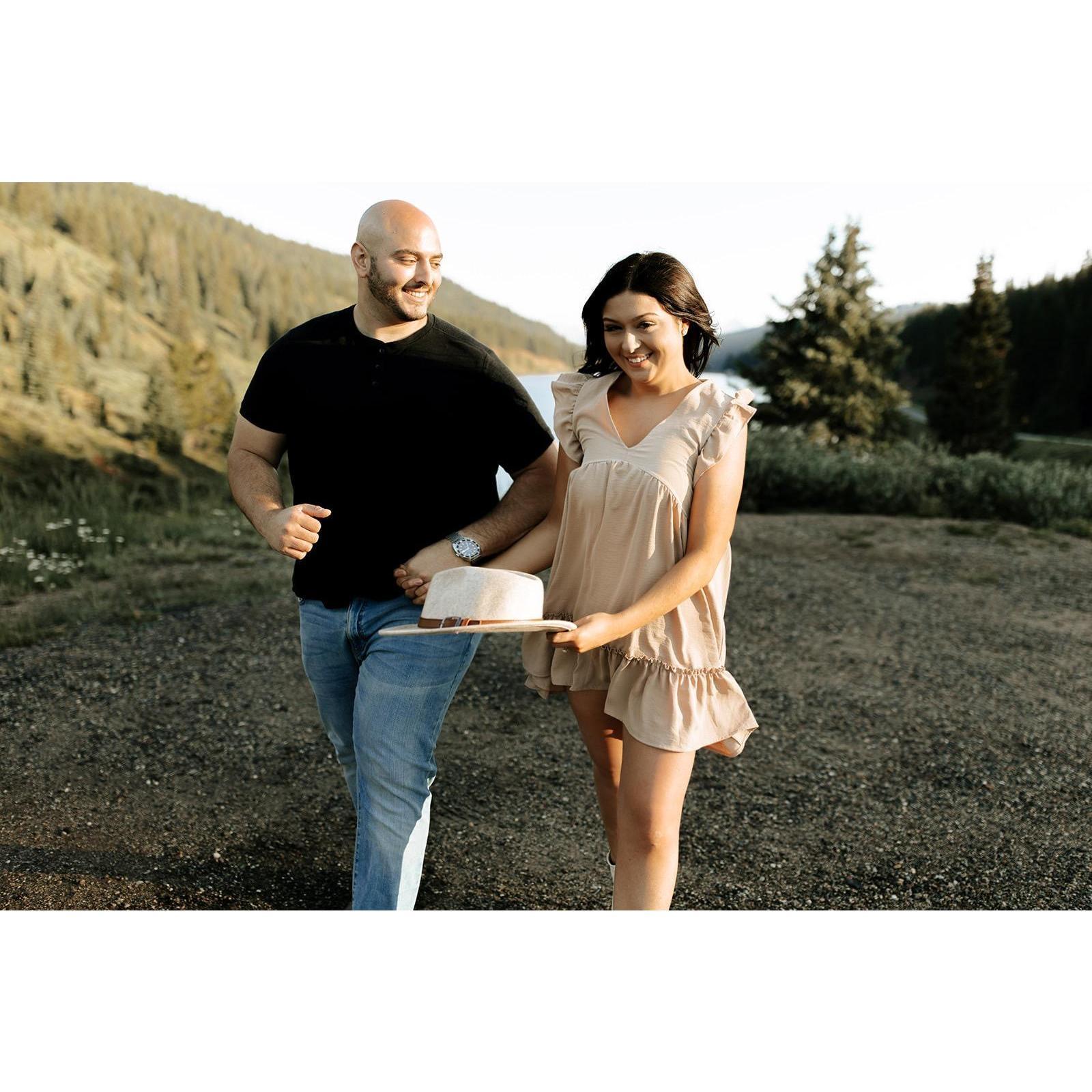 Engagement Pictures in Vail, Colorado