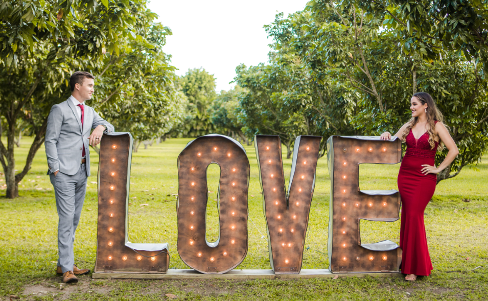 The Wedding Website of Desiree Rudnick and Robert Boush