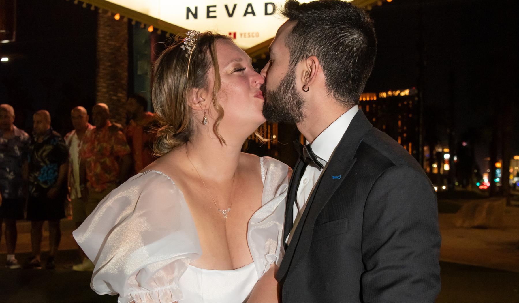 The Wedding Website of Samantha Fontneau and Alejandro Sarmiento Correa