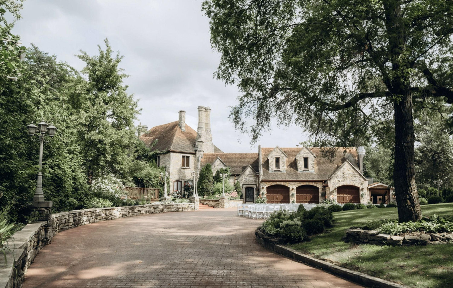 The Wedding Website of Ashley Krzeczkowski and Tyler Jones