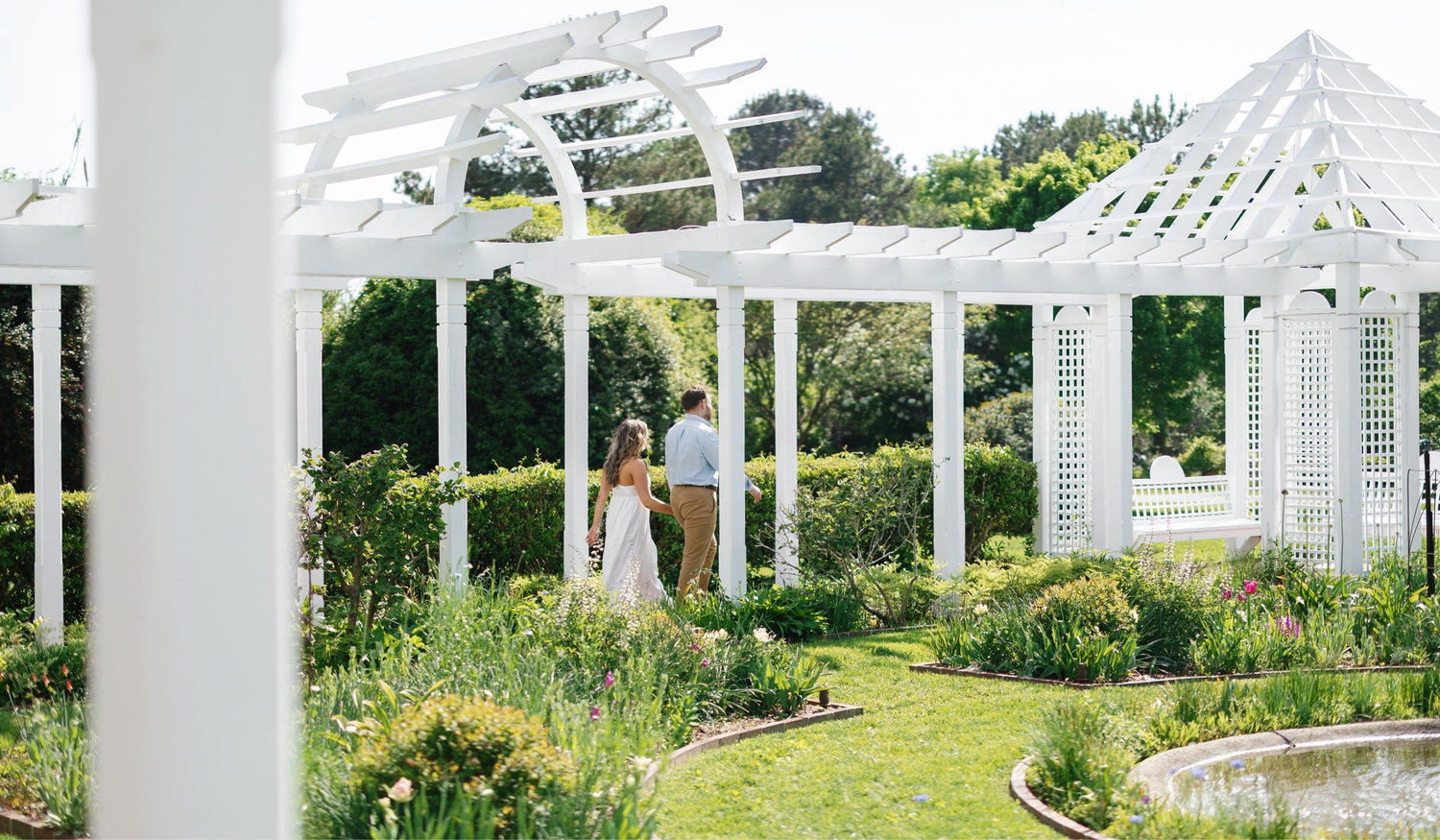 The Wedding Website of Zoe Lilah Smith and William Casen Guge