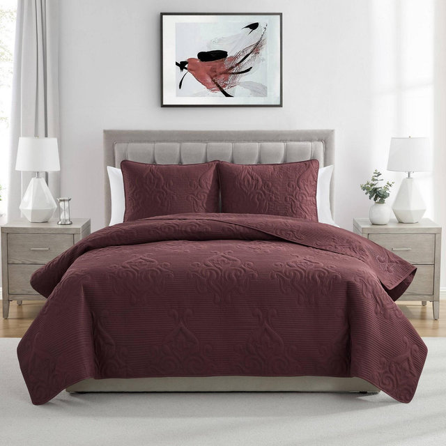 VCNY 3pc Full/Queen Solomun Pinsonic Quilt Bedding Set Maroon: Hypoallergenic, Embroidered, Microfiber