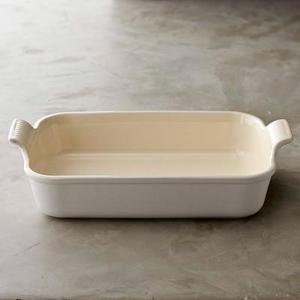 Le Creuset Stoneware Heritage Rectangular Dish, 9" X 12", Matte White