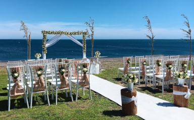 The Wedding Website of Zoe Rodgers and Charley Dearden