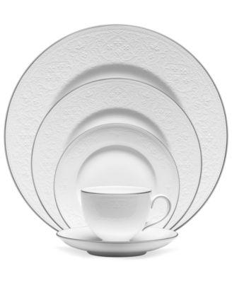 English Lace 5 Piece Place Setting