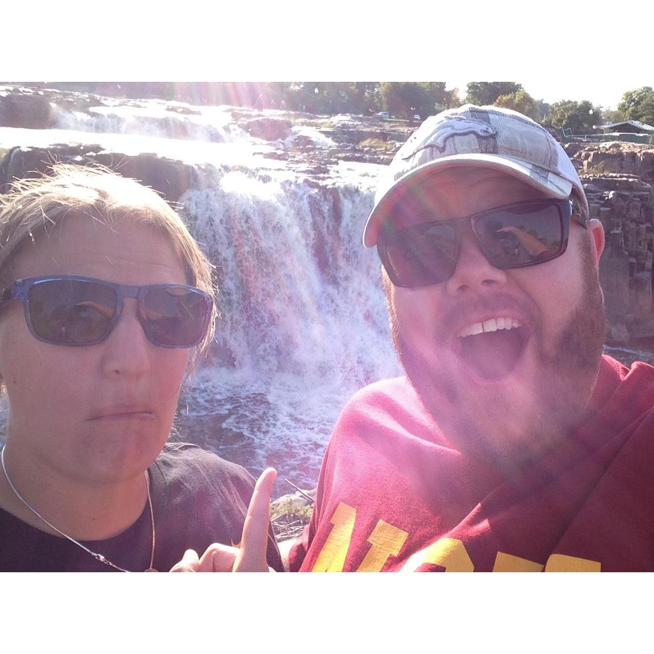 Checking out the falls in Sioux Falls