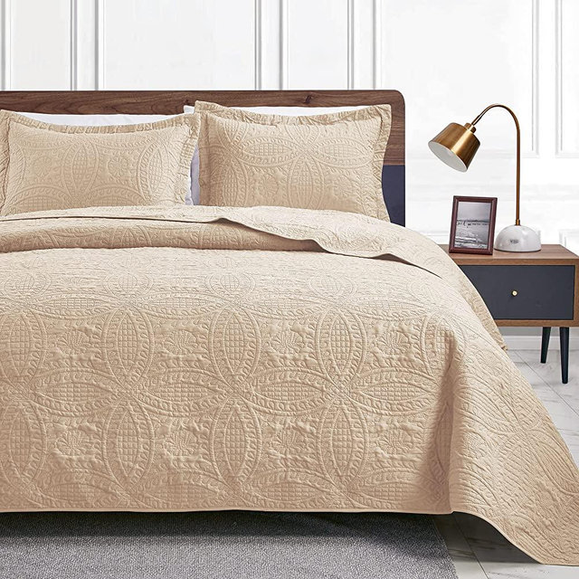Love's cabin Quilts for Queen Bed Camel Bedspreads - Soft Bed Fall Quilt Lightweight Microfiber Bedspread- Modern Style Coin Pattern Coverlet for All Season - 3 Piece (1 Quilt, 2 Pillow Shams)