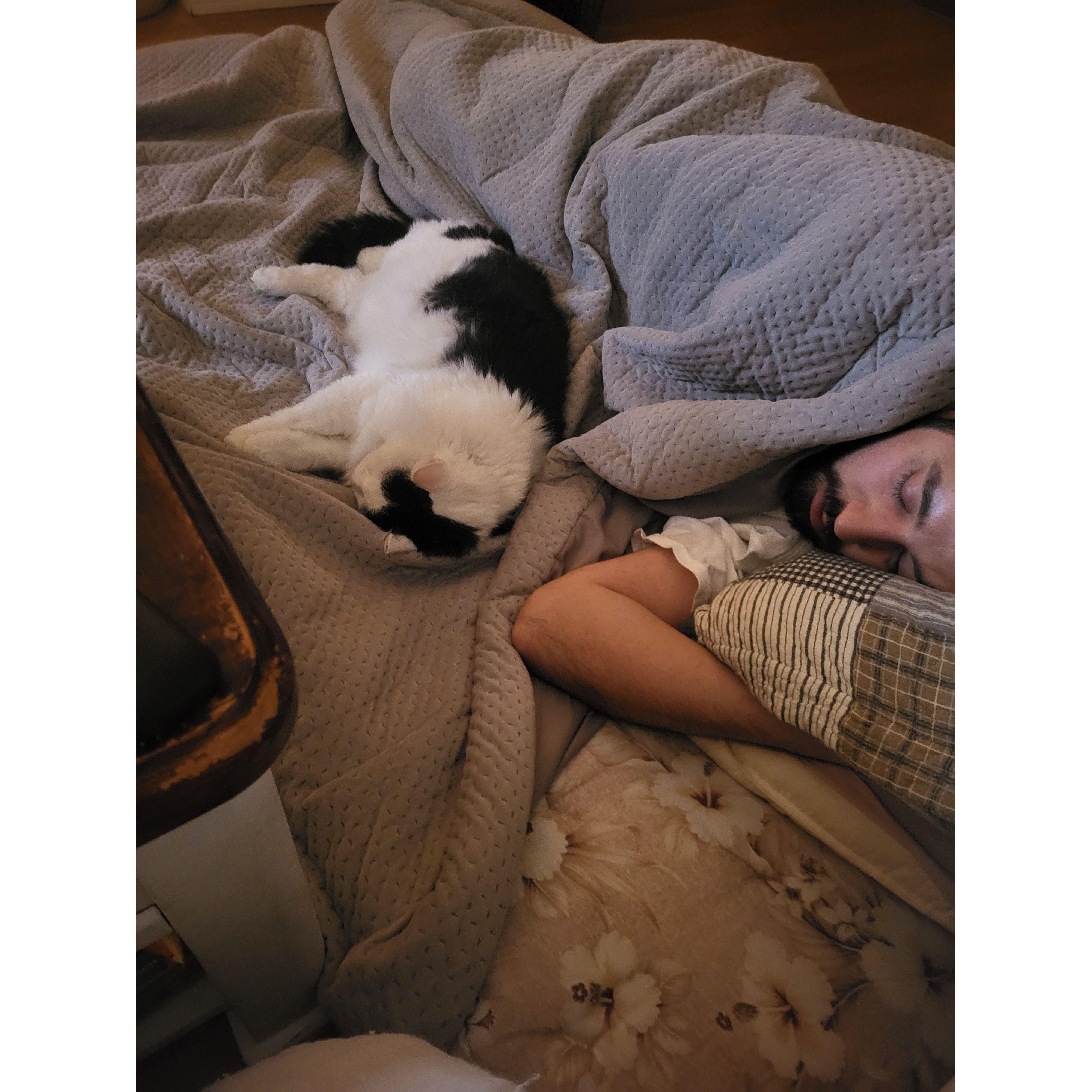 When Amanda had ankle surgery, Nick slept next to her on the couch every night until she was healed. Thats love!