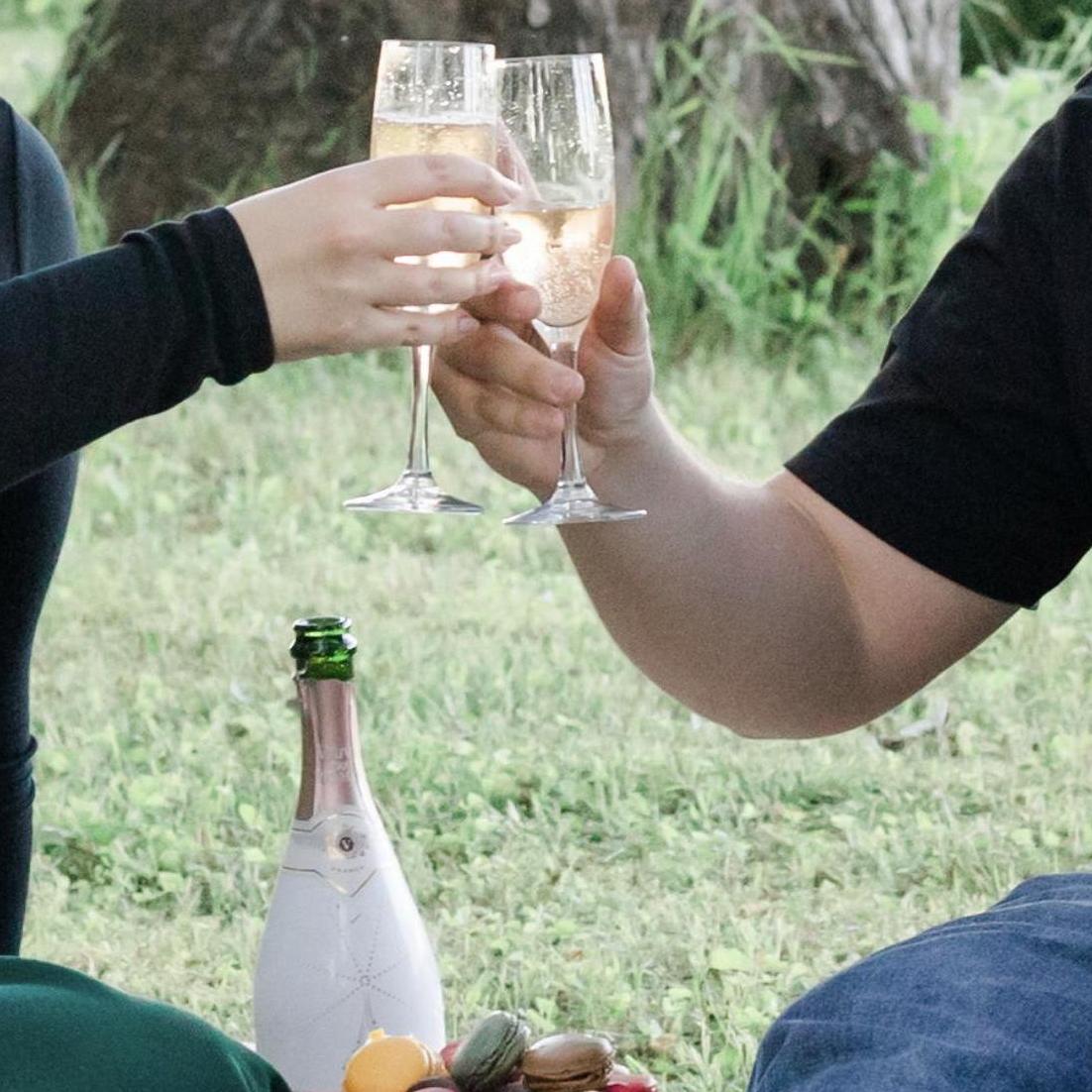 Toasting our engagement! 🥂