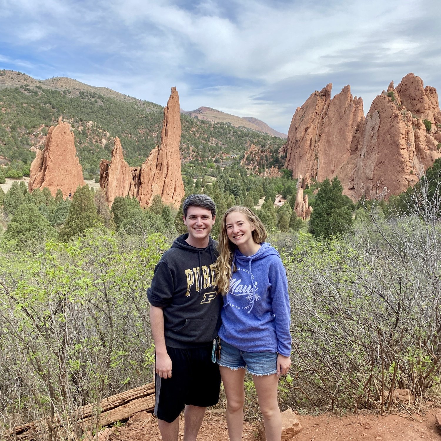 Amelia took Alex to Garden of the Gods the first time he came to visit her in Colorado.