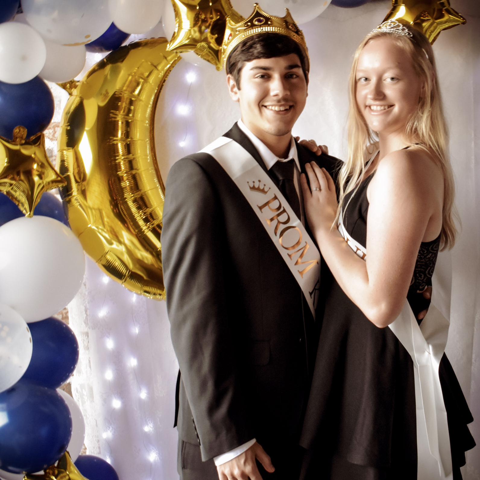 Pretend prom night in Texas!