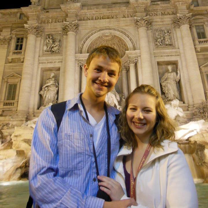 Just after Kristen made a wish in the Trevi Fountain (she said it came true ! )