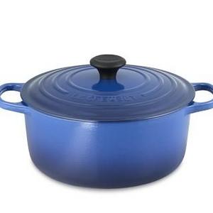 Le Creuset Signature Round Dutch Oven, 5 1/2-Qt., Lapis