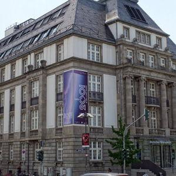 Museumsufer Germany Honeymoon
