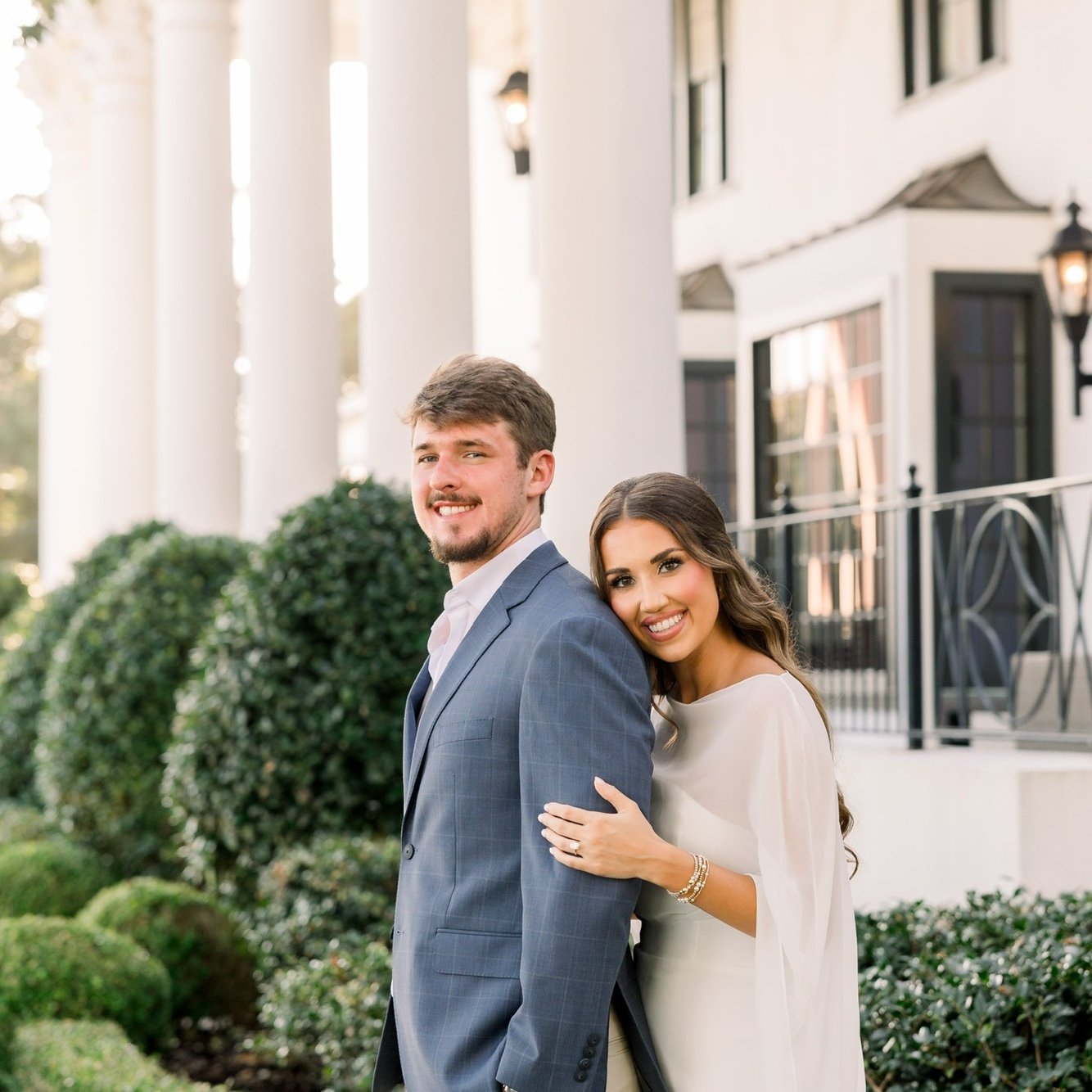 Engaged & ready to get married ❤️